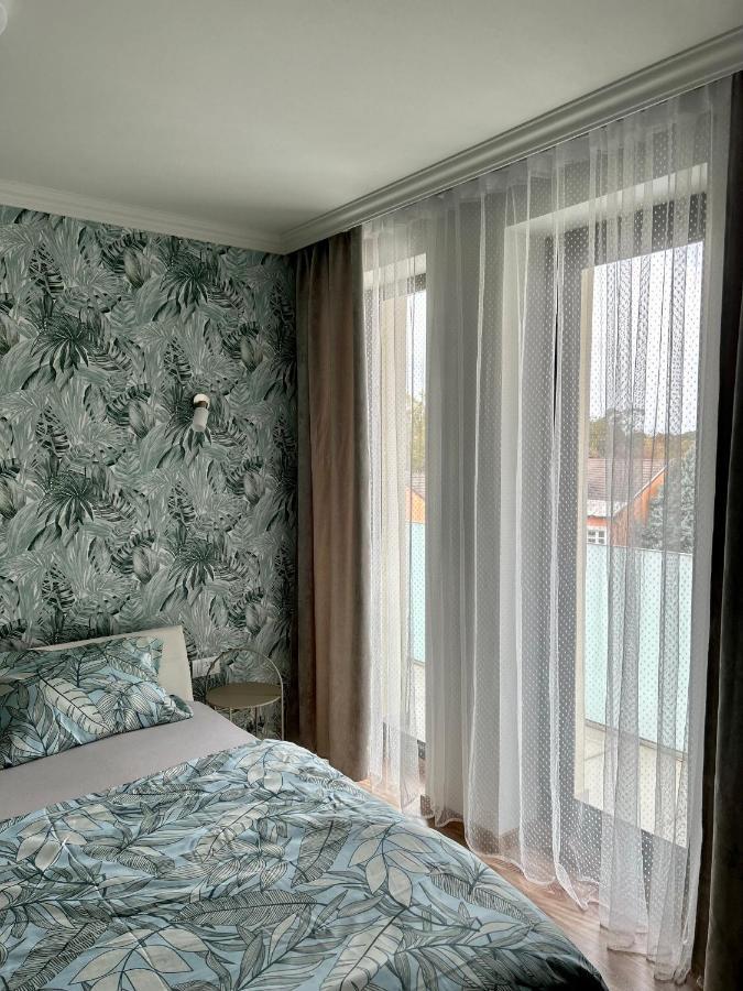 Becca'S Downtown Apartment With Private Parking Oradea Exteriér fotografie